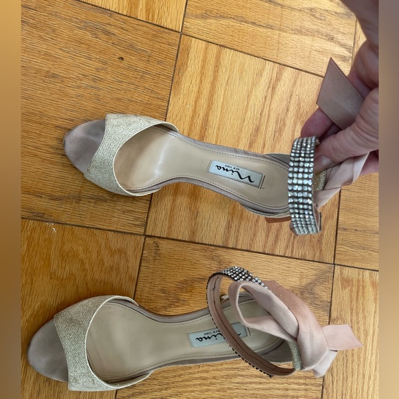 Peep Toe Heels with Satin Ribbon - Picture 4 of 11